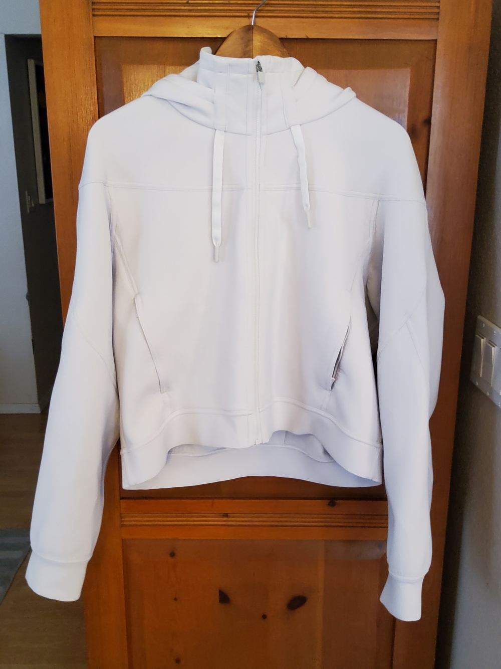 Lululemon Rogue Renegade Zip Hoodie Size 14 EUC